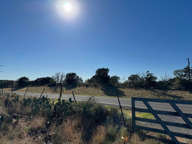 $385,000 | 6939 Fm 690, Burnet, TX 78611