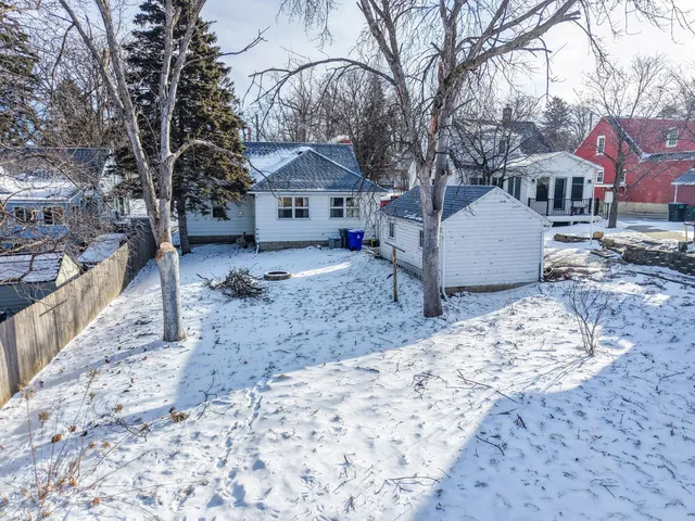 $300,000 | 403 16th Avenue Southwest, Rochester, MN 55902