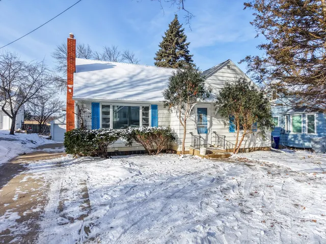 $300,000 | 403 16th Avenue Southwest, Rochester, MN 55902