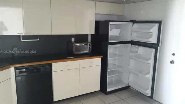 $2,250 | 2750 Northeast 183rd Street, Unit 1504, Aventura, FL 33160