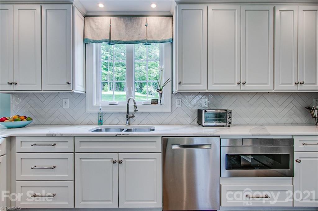 606 Lexington Road Asheboro, NC 27205 - Photo 8 of 46 Gallery Image 8