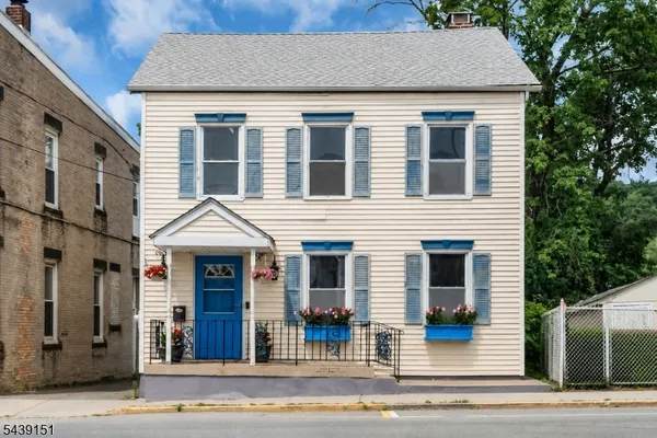 $450,000 | 33 Wall Street, Rockaway, NJ 07866