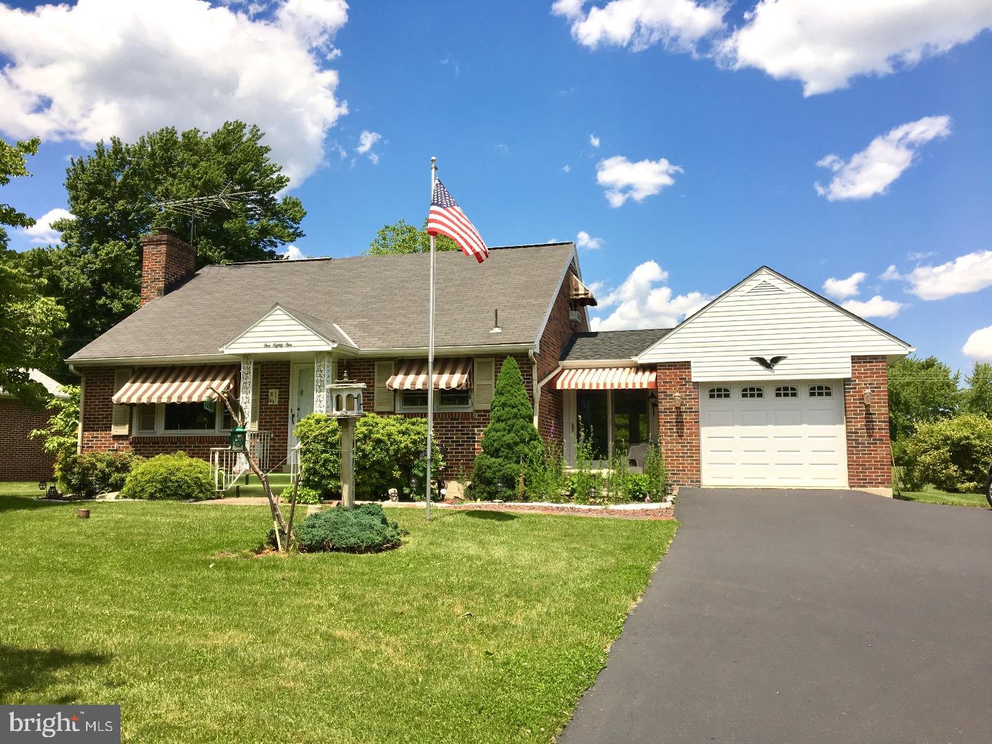 181 Kemp Road Pottstown, PA 19465 - Photo 1 of 9 Gallery Image 1