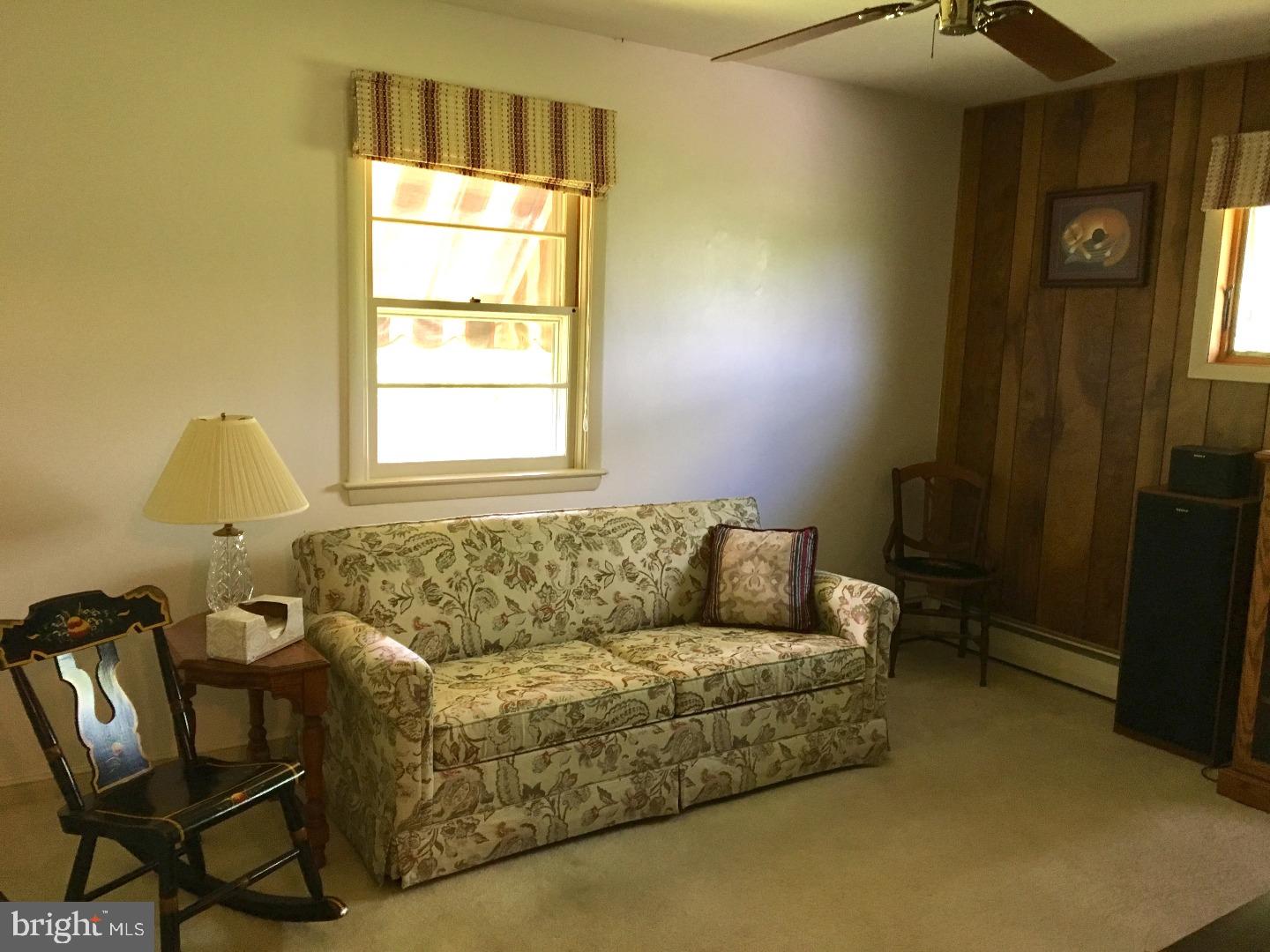 181 Kemp Road Pottstown, PA 19465 - Photo 5 of 9 Gallery Image 5
