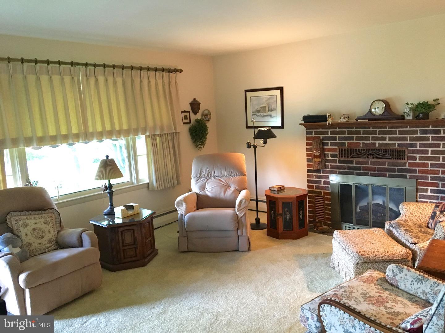 181 Kemp Road Pottstown, PA 19465 - Photo 6 of 9 Gallery Image 6