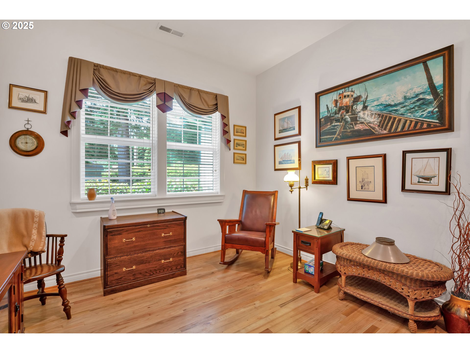 83485 Clear Lake Road Florence, OR 97439 - Photo 23 of 47 a living room with furniture and a window