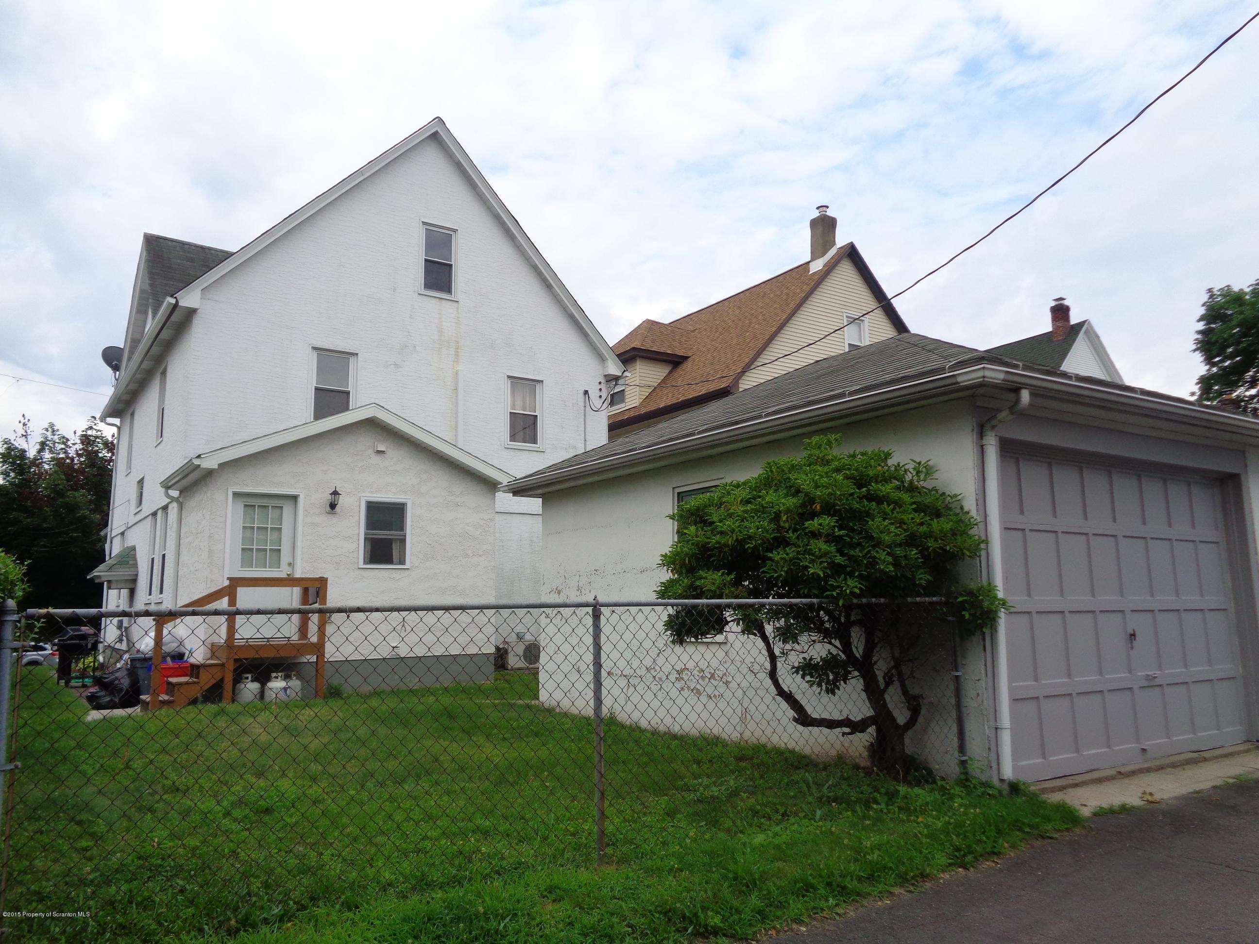 1911 Green Ridge Street Dunmore, PA 18512 - Photo 2 of 16