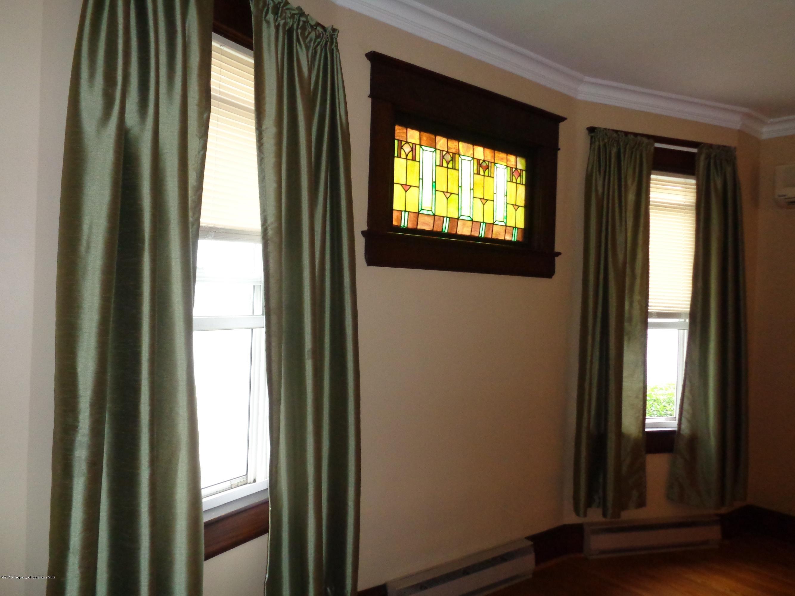 1911 Green Ridge Street Dunmore, PA 18512 - Photo 8 of 16 a view of an entryway