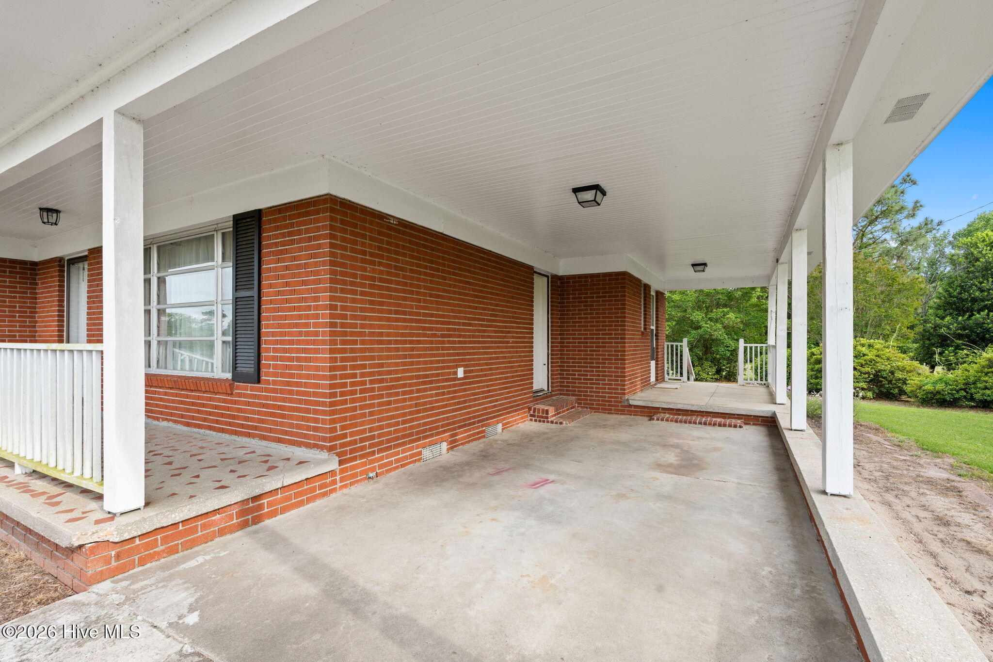 1375 Kenny Jordan Road Tabor City, NC 28463 - Photo 6 of 44 6-web-or-mls-CAMMediaLLC.com (16 of 41)