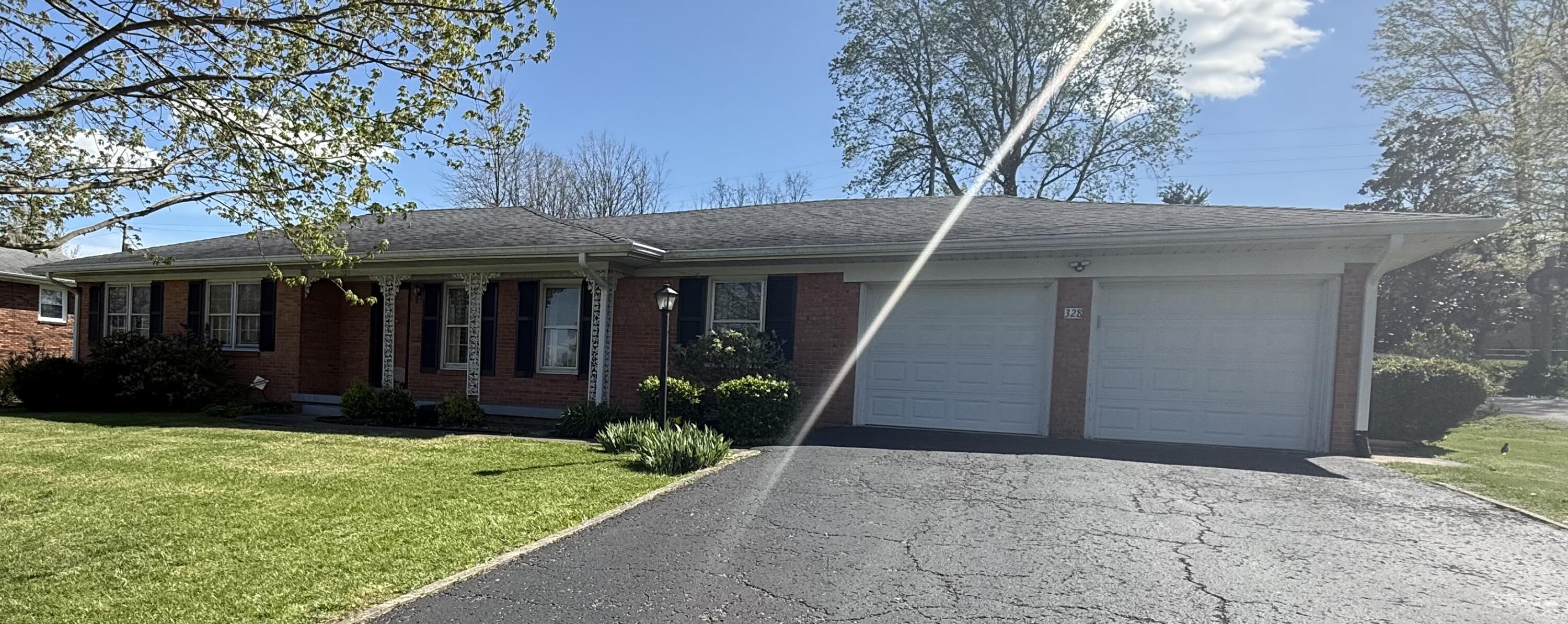 328 Springhill Road Danville, KY 40422 - Photo 2 of 12 IMG_1612