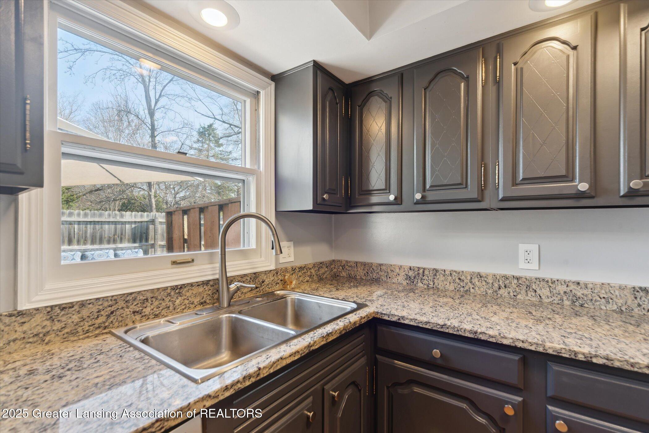 1740 Foxcroft Road East Lansing, MI 48823 - Photo 20 of 56 20-1740-Foxcroft-Rd-East-Lansing-MI-4882