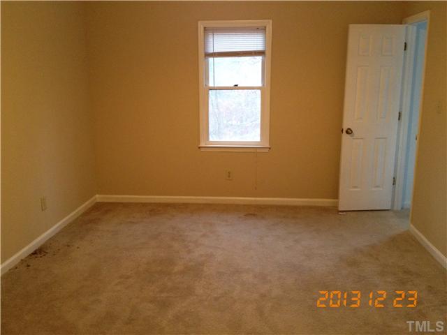 4536 Draper Road Raleigh, NC 27616 - Photo 5 of 11