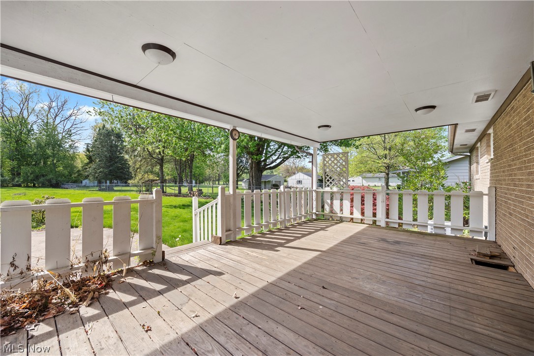 44675 Middle Ridge Road Amherst, OH 44001 - Photo 28 of 40