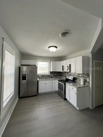 $395,900 | 1317 West Main Street, Leesburg, FL 34748