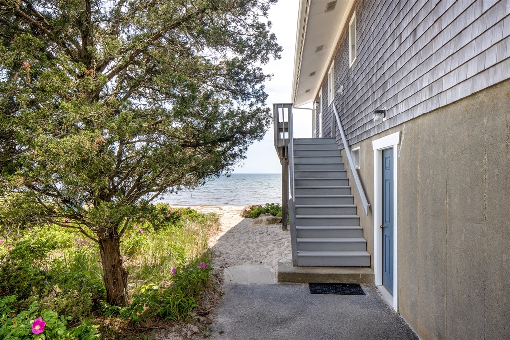 42 Pico Beach Road Mattapoisett, MA 02739 - Photo 16 of 37 Gallery Image 16