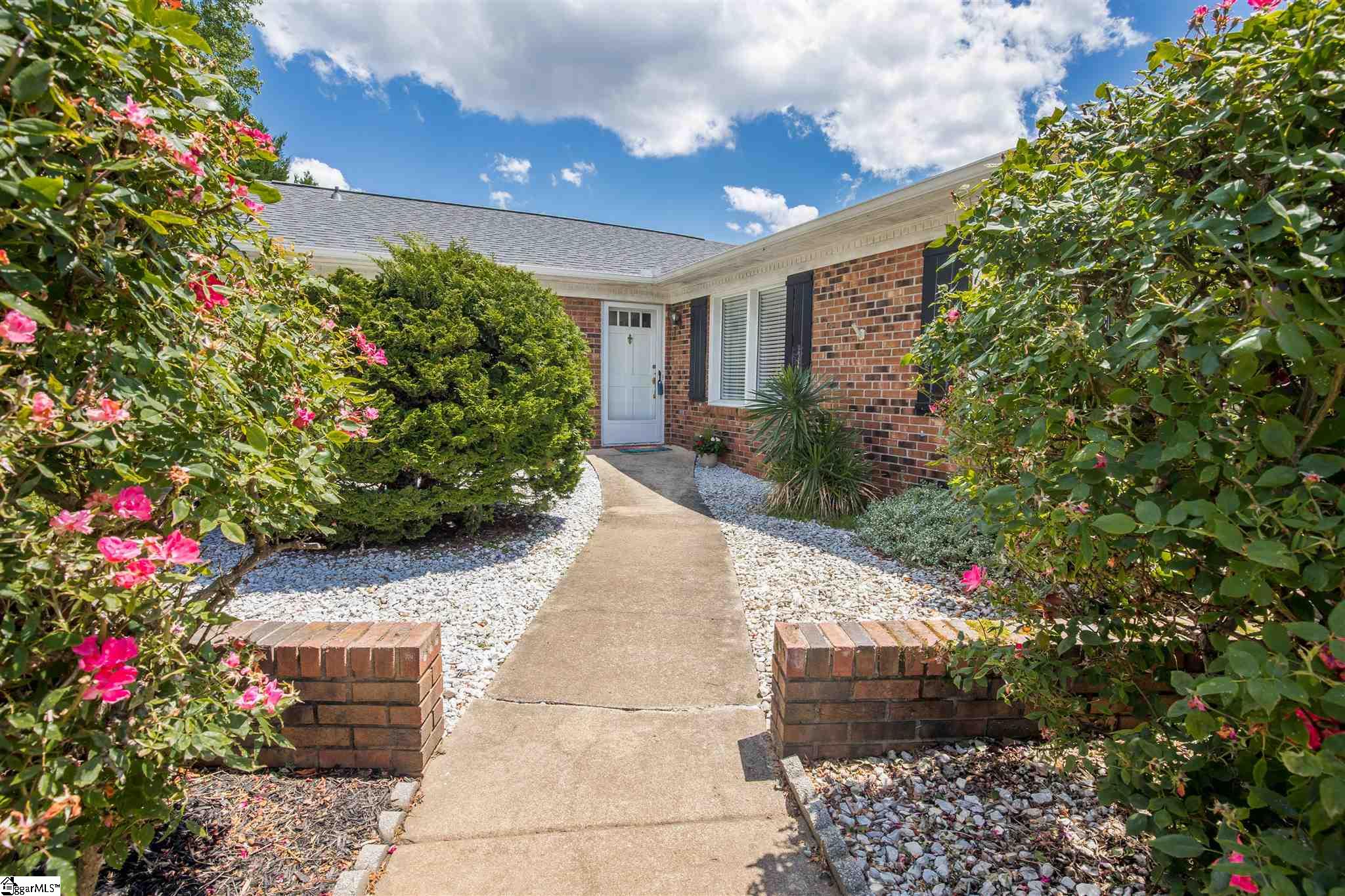 806 Hudson Road Greenville, SC 29615 - Photo 3 of 25 Gallery Image 3