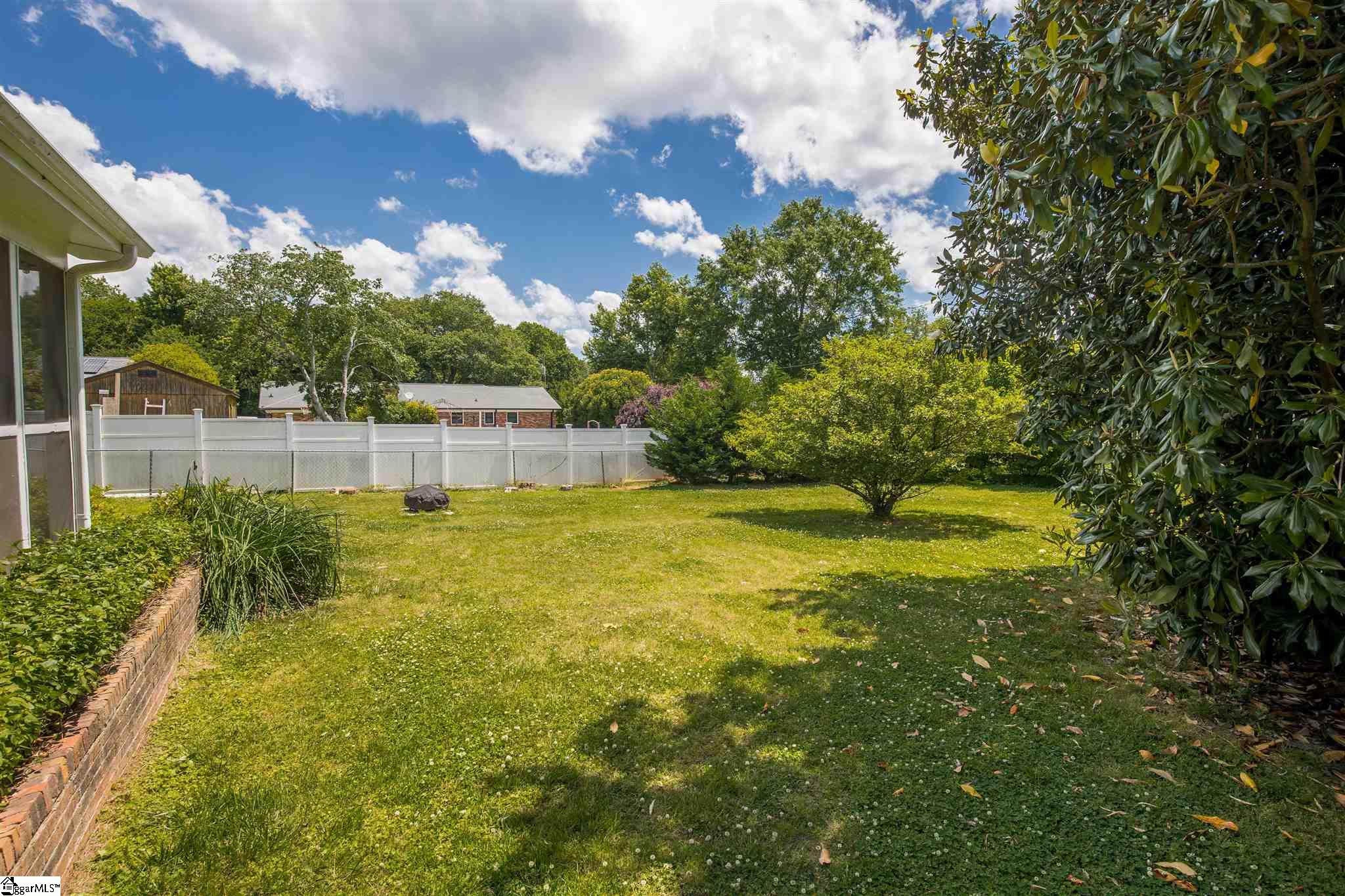 806 Hudson Road Greenville, SC 29615 - Photo 6 of 25 Gallery Image 6
