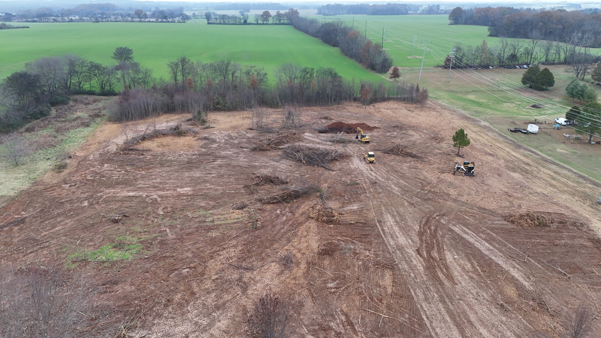 548 Vances Mill Road Franklin, KY 42134 - Photo 7 of 7 a backyard of a house with lots of green space