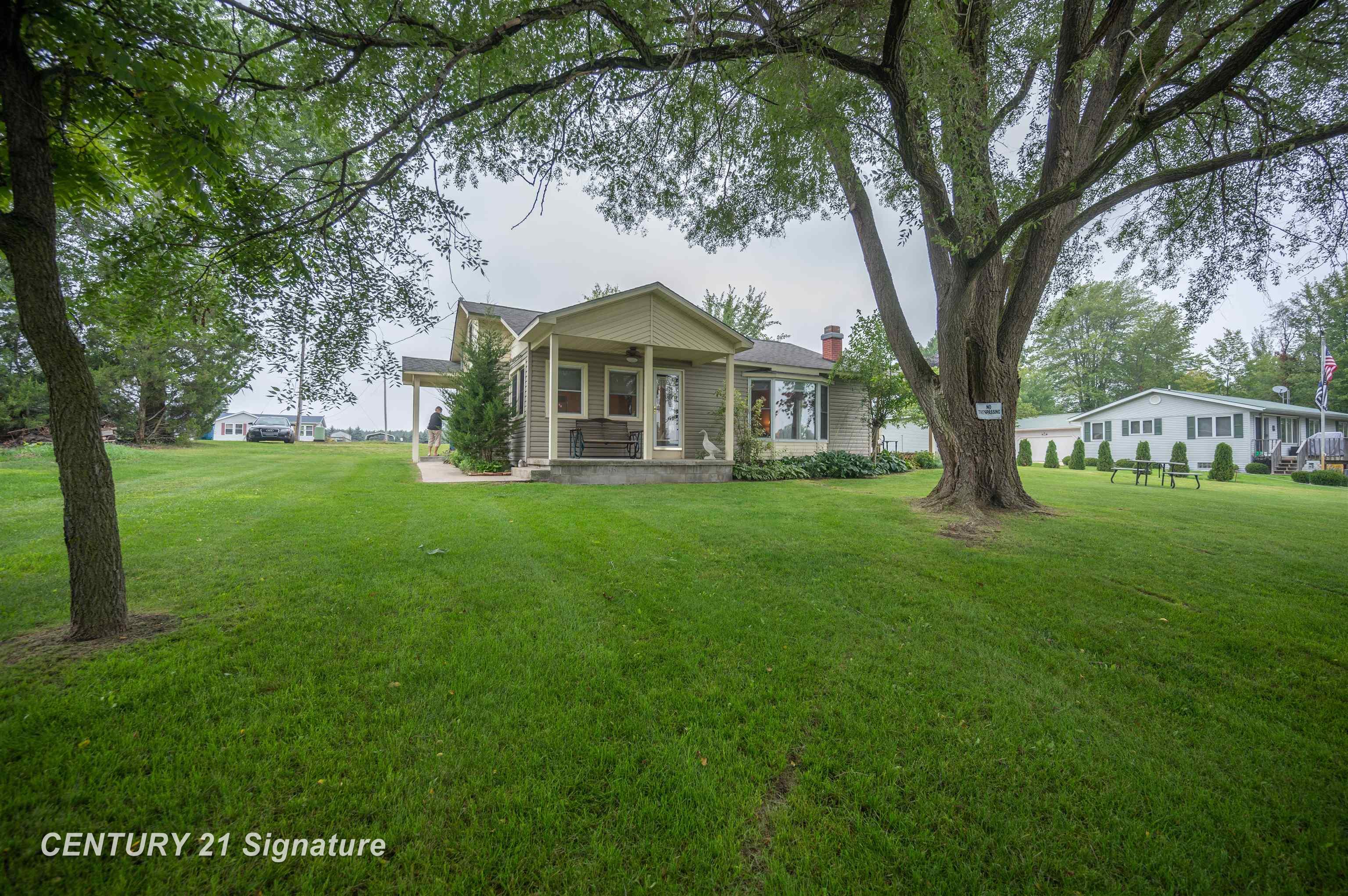 540 Mix Road Gladwin, MI 48624 - Photo 21 of 44