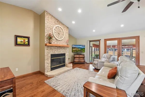 $460,000 | 21 West Village Drive, St. Charles, MO 63303