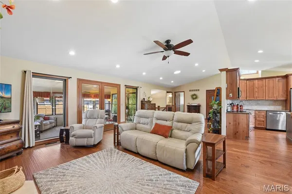 $460,000 | 21 West Village Drive, St. Charles, MO 63303