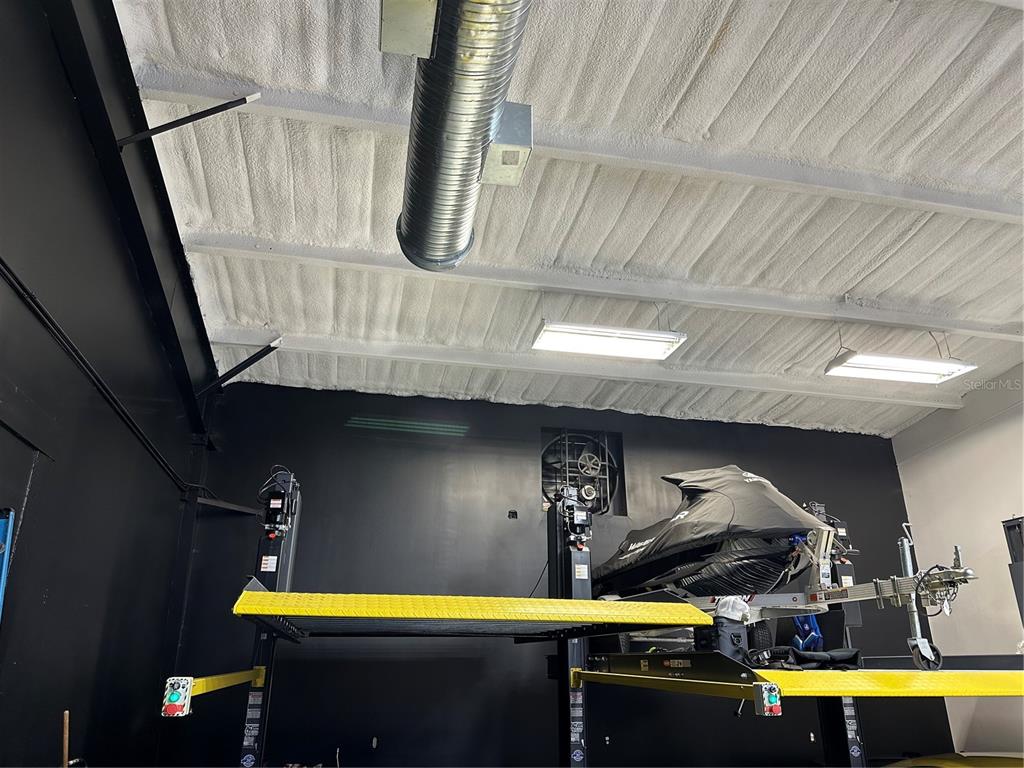 4459 Holden Road Lakeland, FL 33811 - Photo 9 of 27 a room with musical instruments