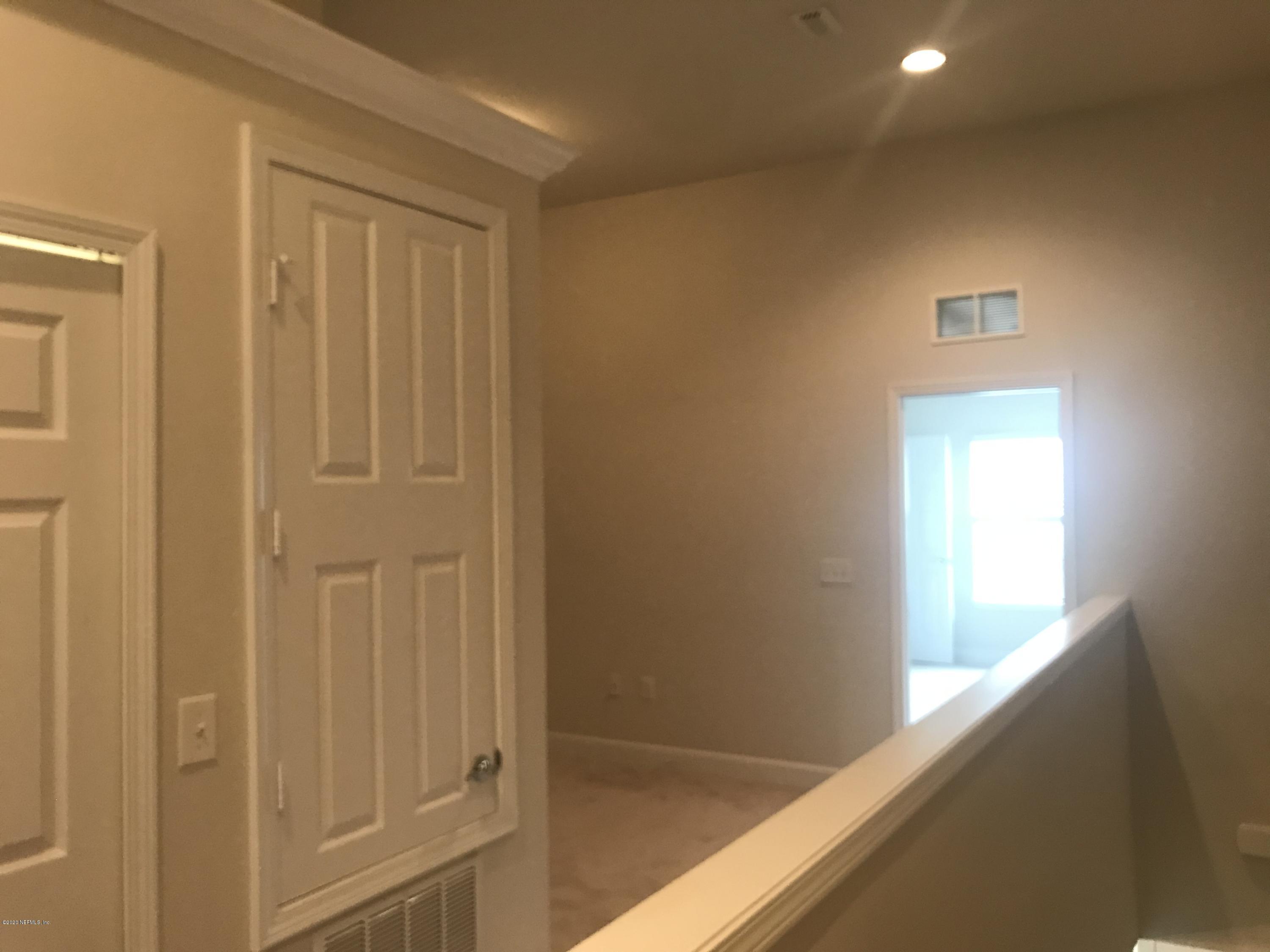 6846 Roundleaf Drive Jacksonville, FL 32258 - Photo 8 of 20 IMG_4591