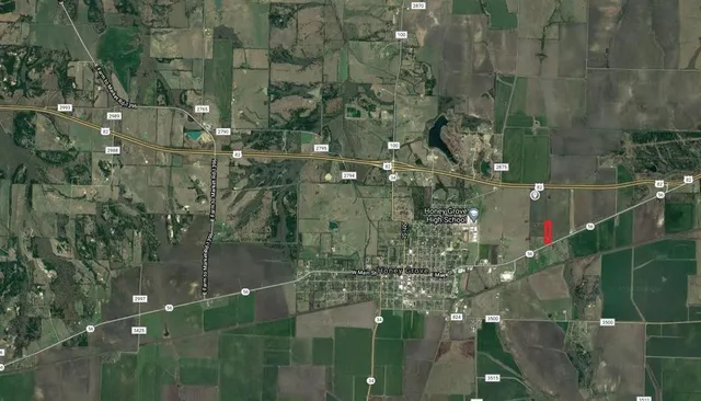 $352,200 | 56 East Honey Grove, Honey Grove, TX 75446