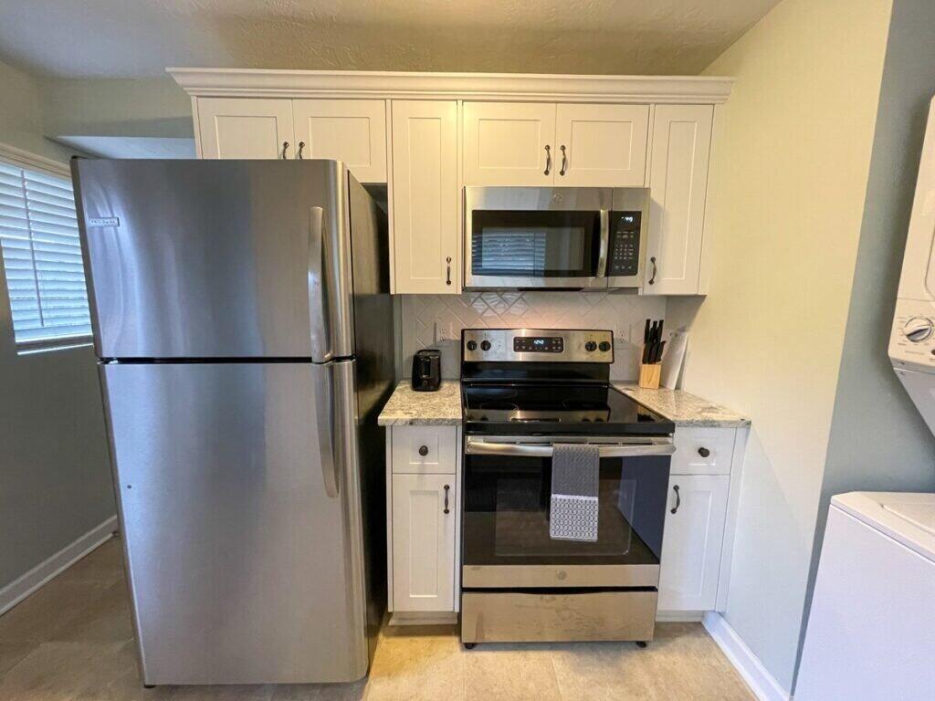 925 Avocado Street, Unit 2 Augusta, GA 30904 - Photo 2 of 7 003_db8c89e3-4928-4bf5-8667-c5822f1a27e1