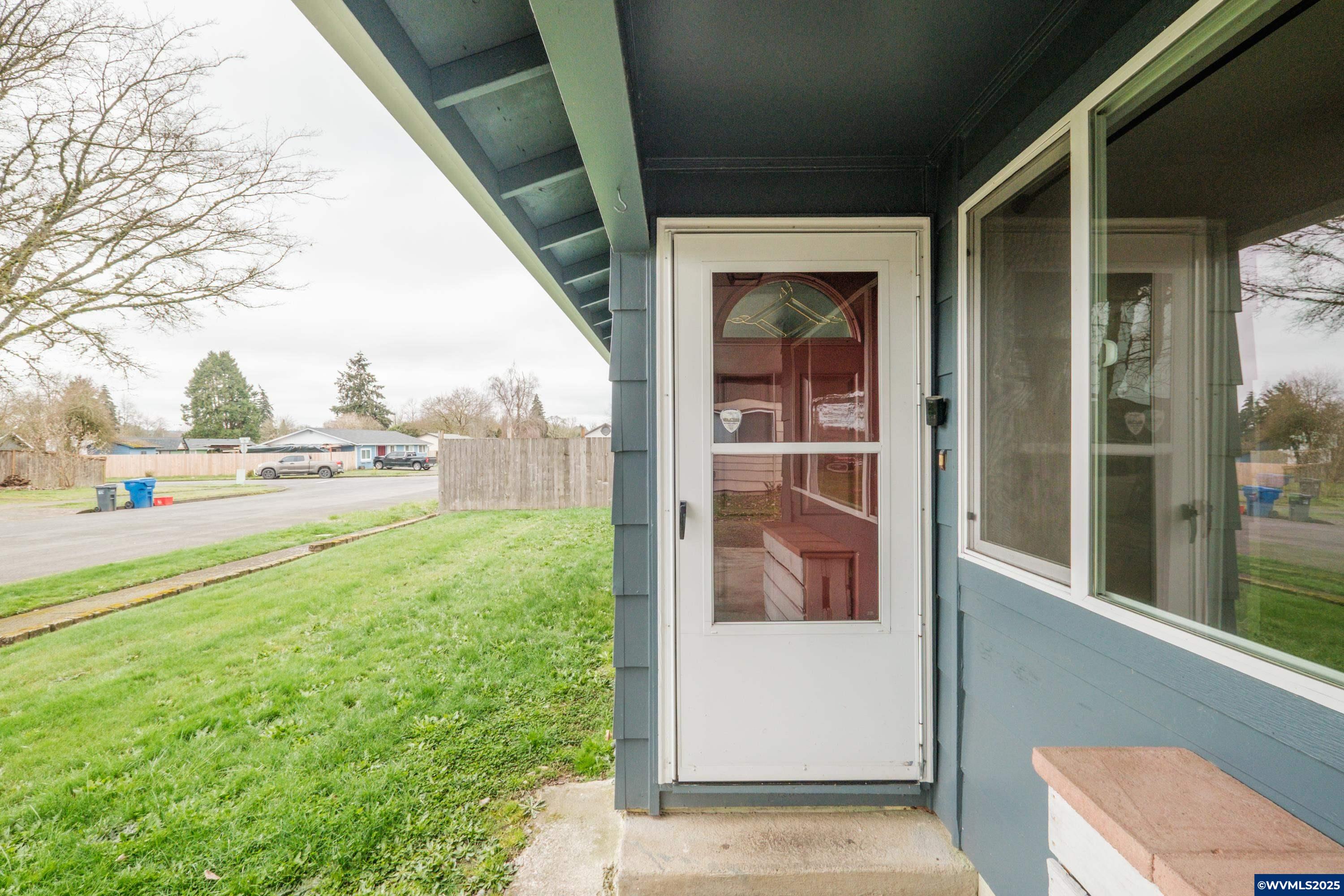 725 Union Street Jefferson, OR 97352 - Photo 17 of 46 Gallery Image 17