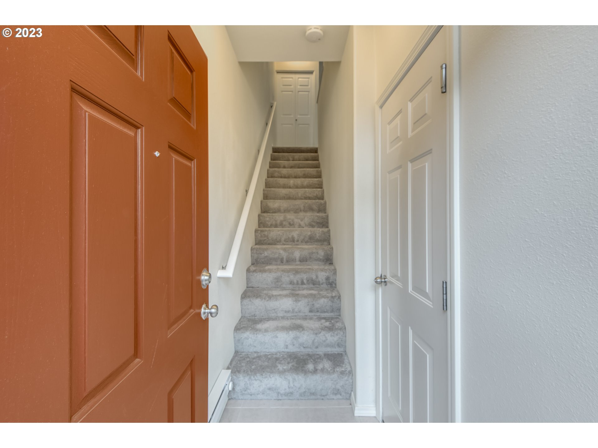 13780 Southwest Scholls Ferry Road, Unit 103 Beaverton, OR 97007 - Photo 2 of 22 Entrance/Foyer