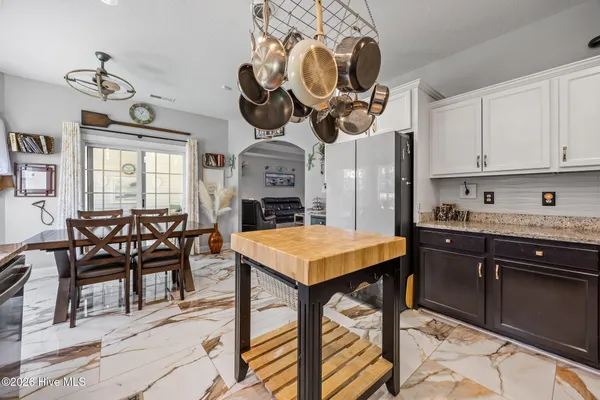 $540,000 | 202 Knightheads Drive, Swansboro, NC 28584