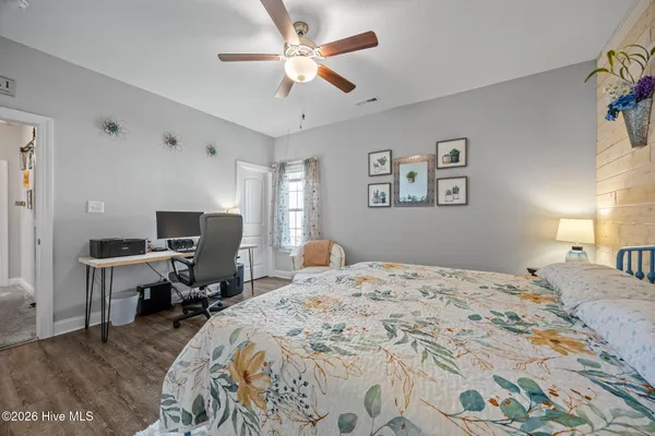 $540,000 | 202 Knightheads Drive, Swansboro, NC 28584