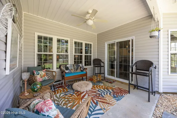 $540,000 | 202 Knightheads Drive, Swansboro, NC 28584