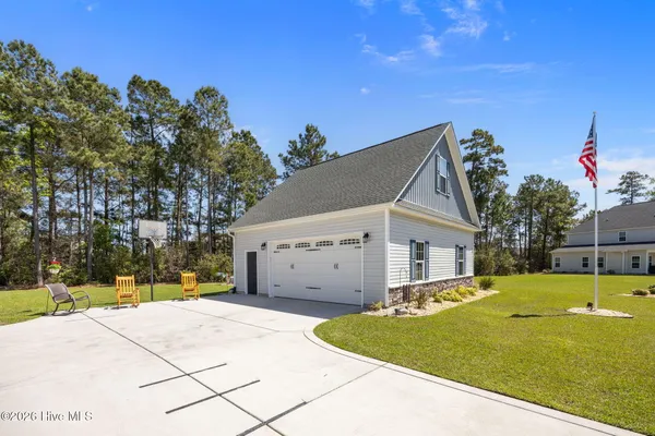 $540,000 | 202 Knightheads Drive, Swansboro, NC 28584