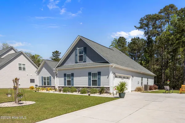 $540,000 | 202 Knightheads Drive, Swansboro, NC 28584