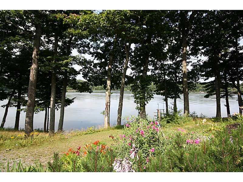 203 Shore Road Edgecomb, ME 04556 - Photo 11 of 33 View.