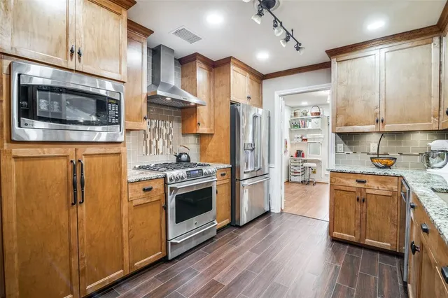 $725,000 | 4 High Mesa Place, Richardson, TX 75080