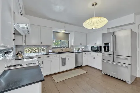 $770,000 | 9907 Woodgrove Drive, Dallas, TX 75218