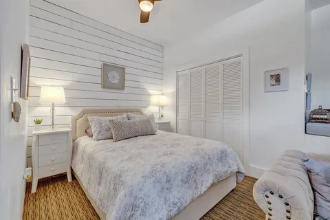 $770,000 | 9907 Woodgrove Drive, Dallas, TX 75218