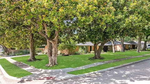 $770,000 | 9907 Woodgrove Drive, Dallas, TX 75218