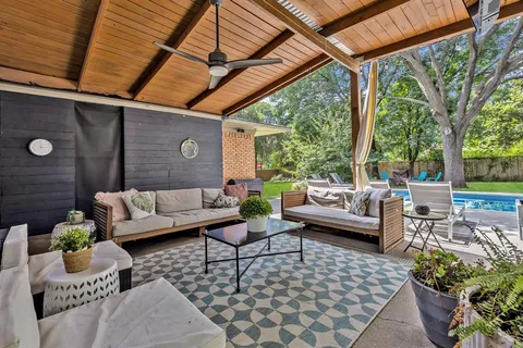 $770,000 | 9907 Woodgrove Drive, Dallas, TX 75218