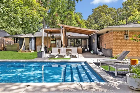 $770,000 | 9907 Woodgrove Drive, Dallas, TX 75218