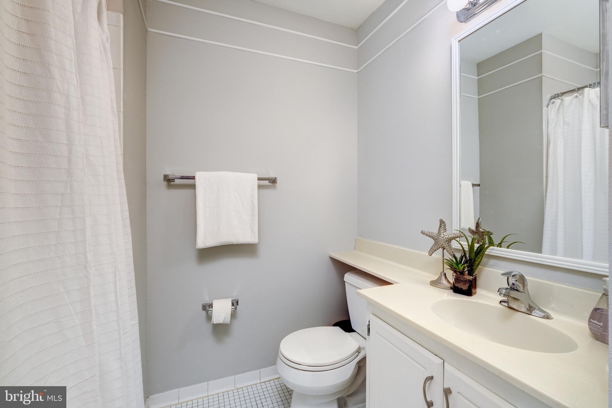 7930 Bubbling Brook Circle Springfield, VA 22153 - Photo 11 of 25