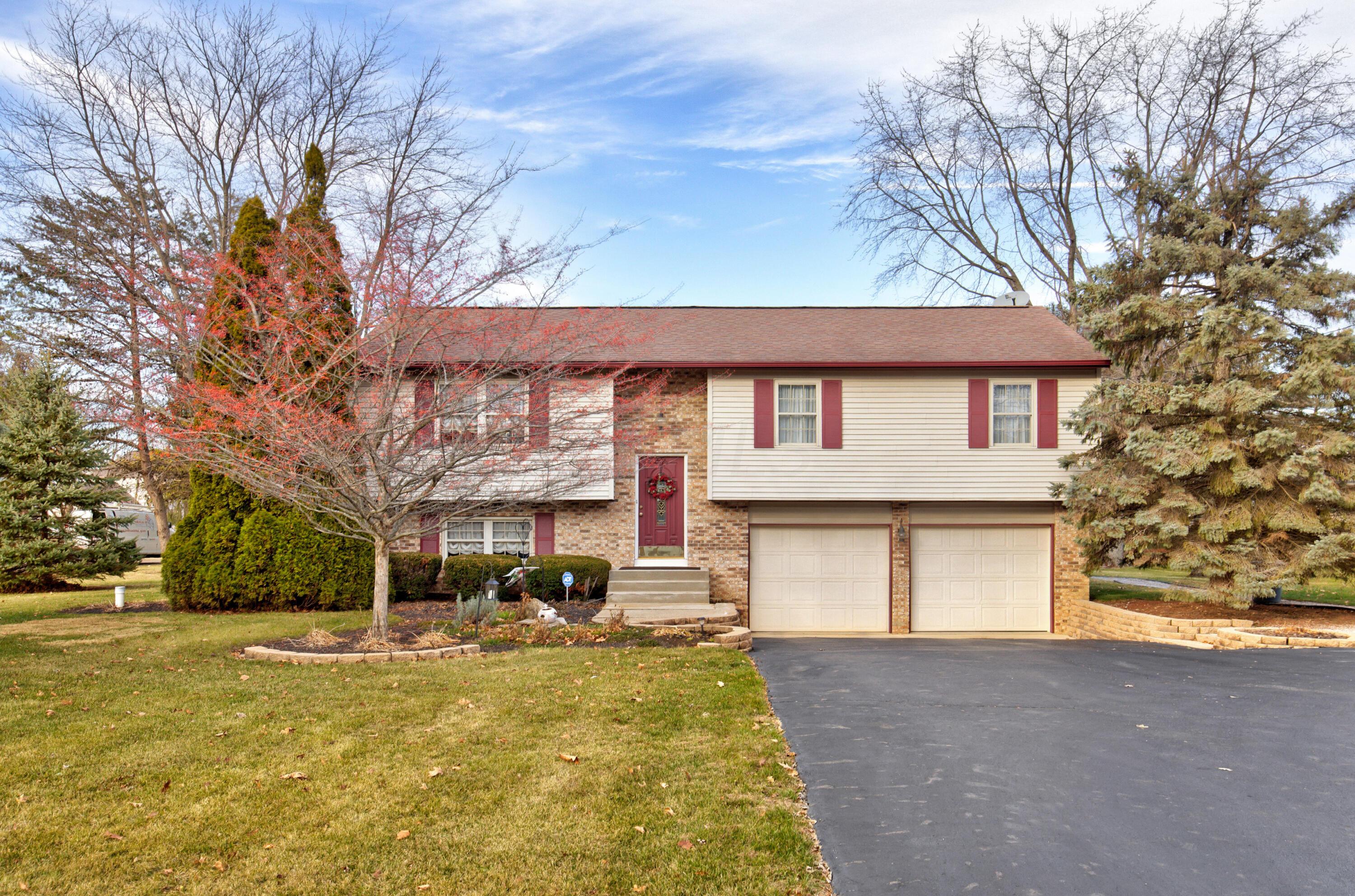 6186 Feder Road Columbus, OH 43228 - Photo 4 of 53 6186 Feder Rd