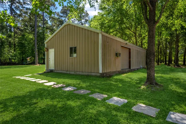 $1,950,000 | 101 Oak Arbor Lane, Coldspring, TX 77331