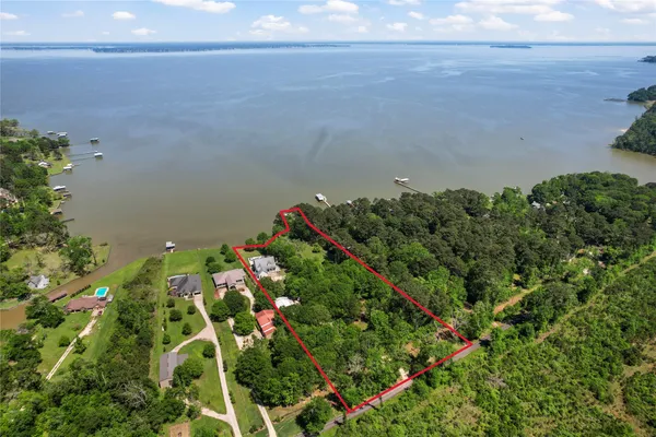 $1,950,000 | 101 Oak Arbor Lane, Coldspring, TX 77331