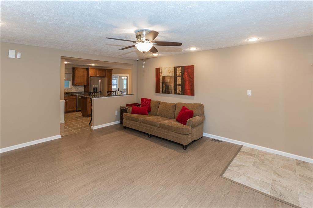 8505 Castle Farms Road Indianapolis, IN 46256 - Photo 5 of 30 Gallery Image 5