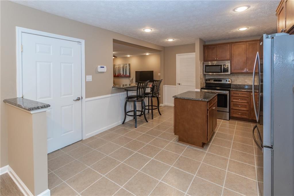 8505 Castle Farms Road Indianapolis, IN 46256 - Photo 8 of 30 Gallery Image 8