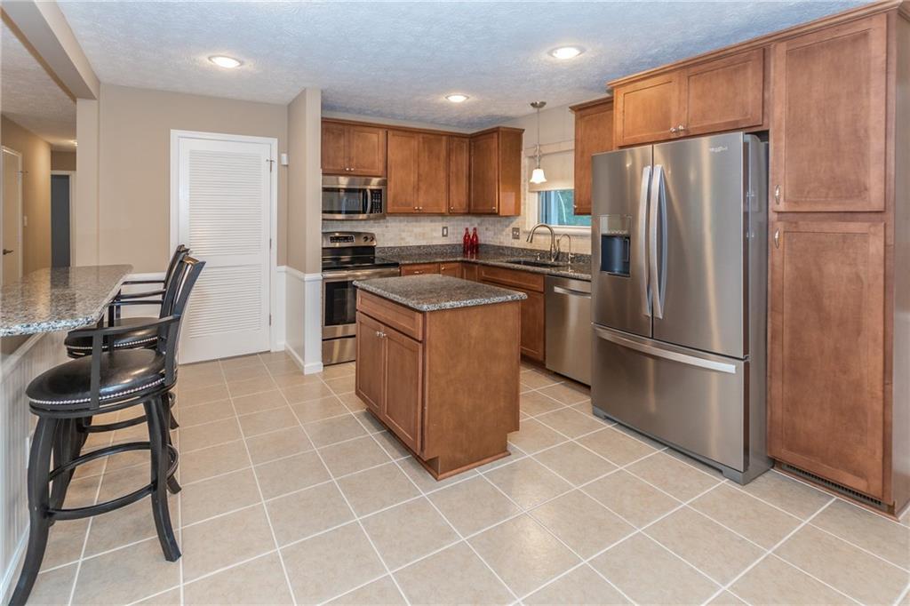 8505 Castle Farms Road Indianapolis, IN 46256 - Photo 9 of 30 Gallery Image 9